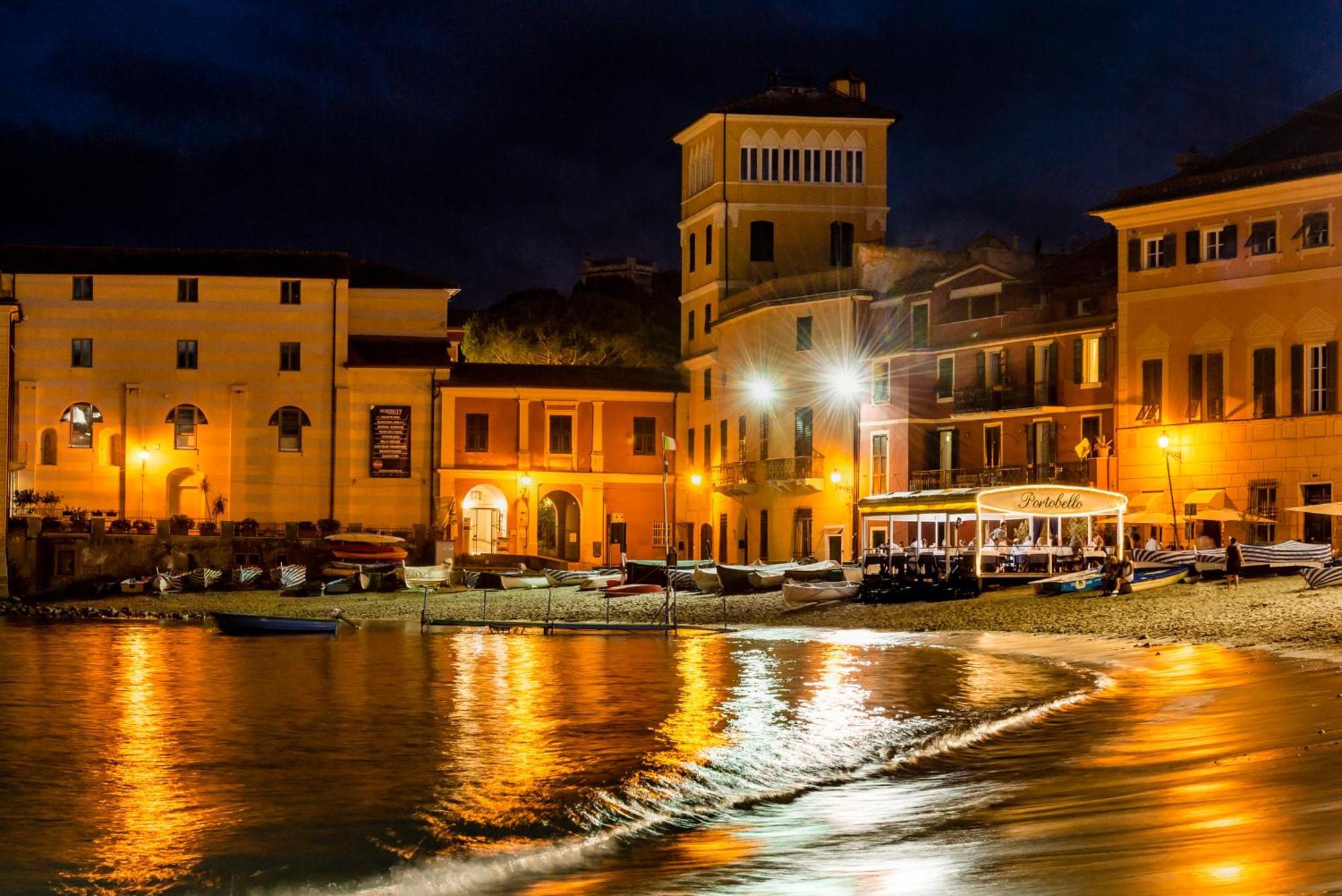 Hotel Vis à Vis Sestri Levante Esterno foto