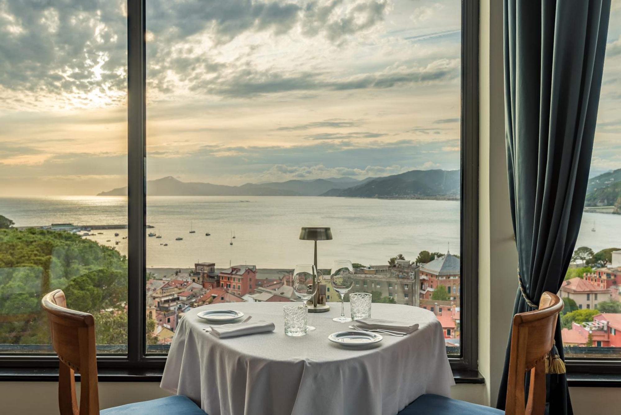 Hotel Vis à Vis Sestri Levante Esterno foto